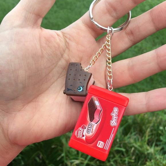 Keychain 🍨 - Picture 1 of 1